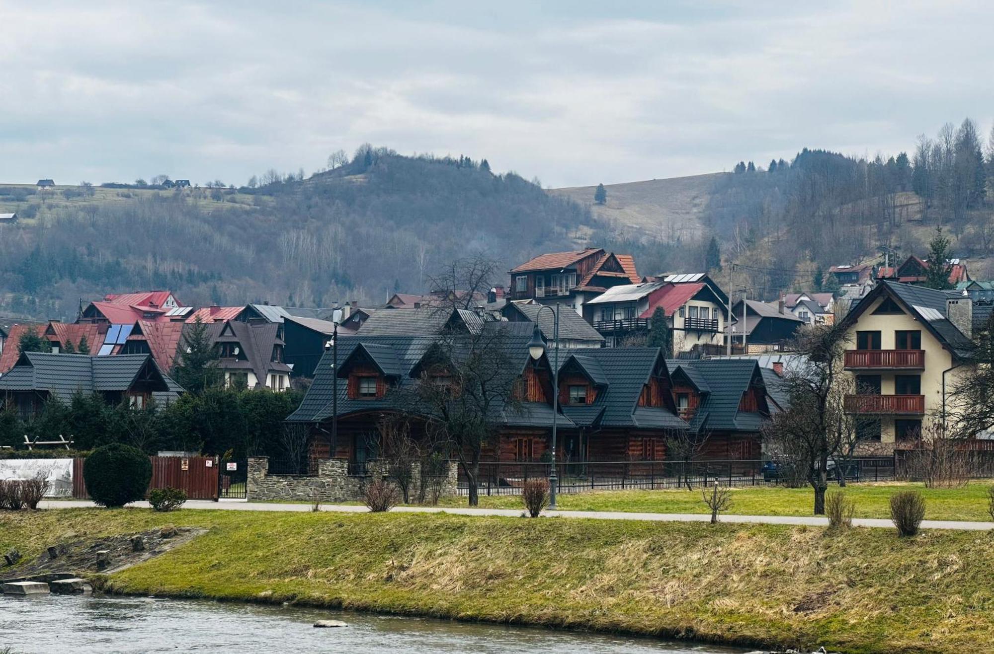 Nad Grajcarkiem Villa Szczawnica Buitenkant foto